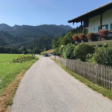 Chiemsee Spezial Appartement Aschau im Chiemgau